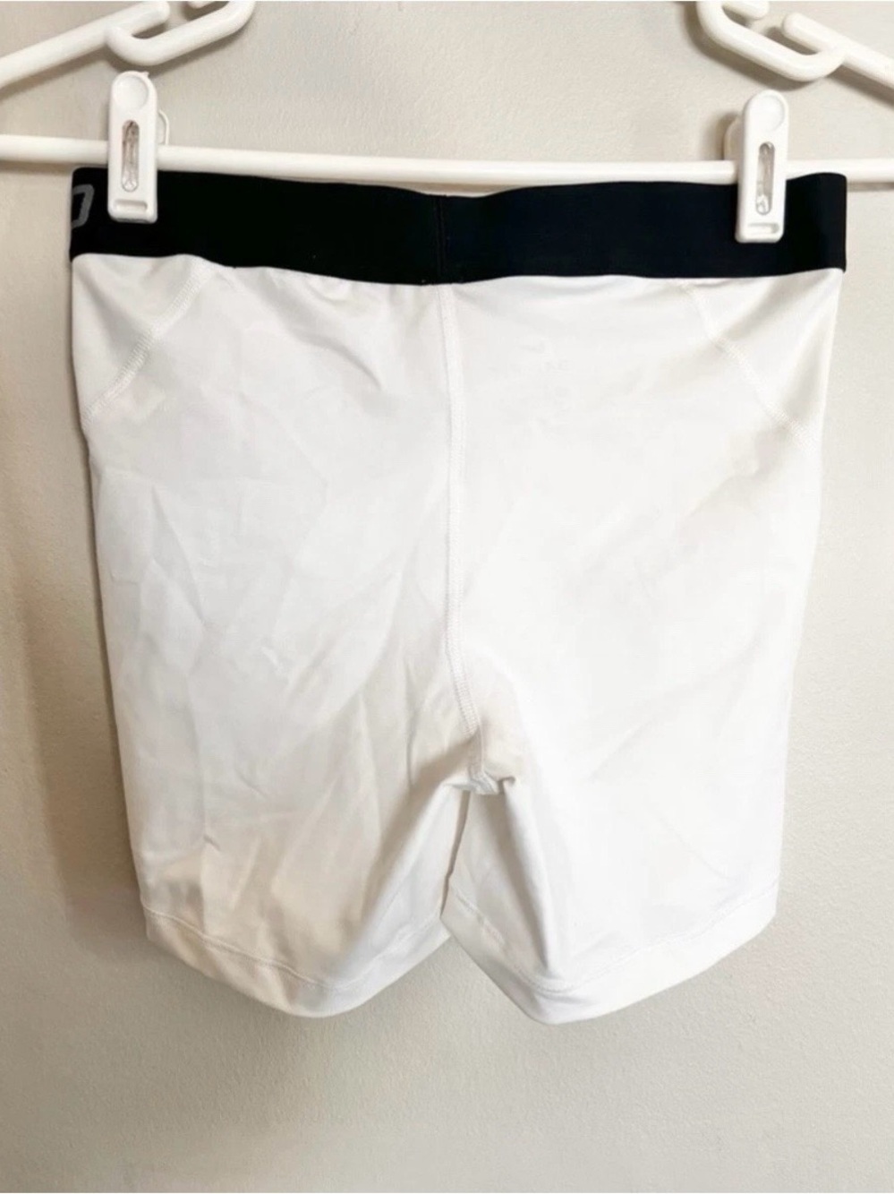 Nike Pro Dri- Fit Women’s Training Tights White Shorts Size Small Athletic. - Picture 4 of 4